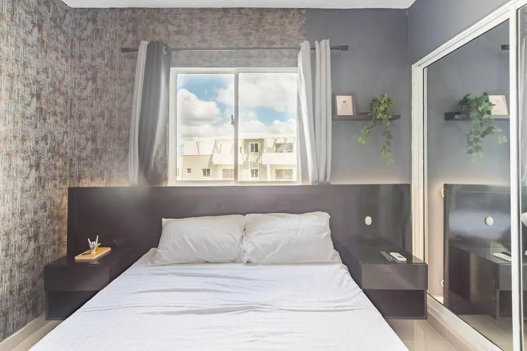 Hermoso Apartamento Penthouse Con Terraza Y Jacuzzis Privado Santo Domingo 0*,  Dominicaanse Republiek